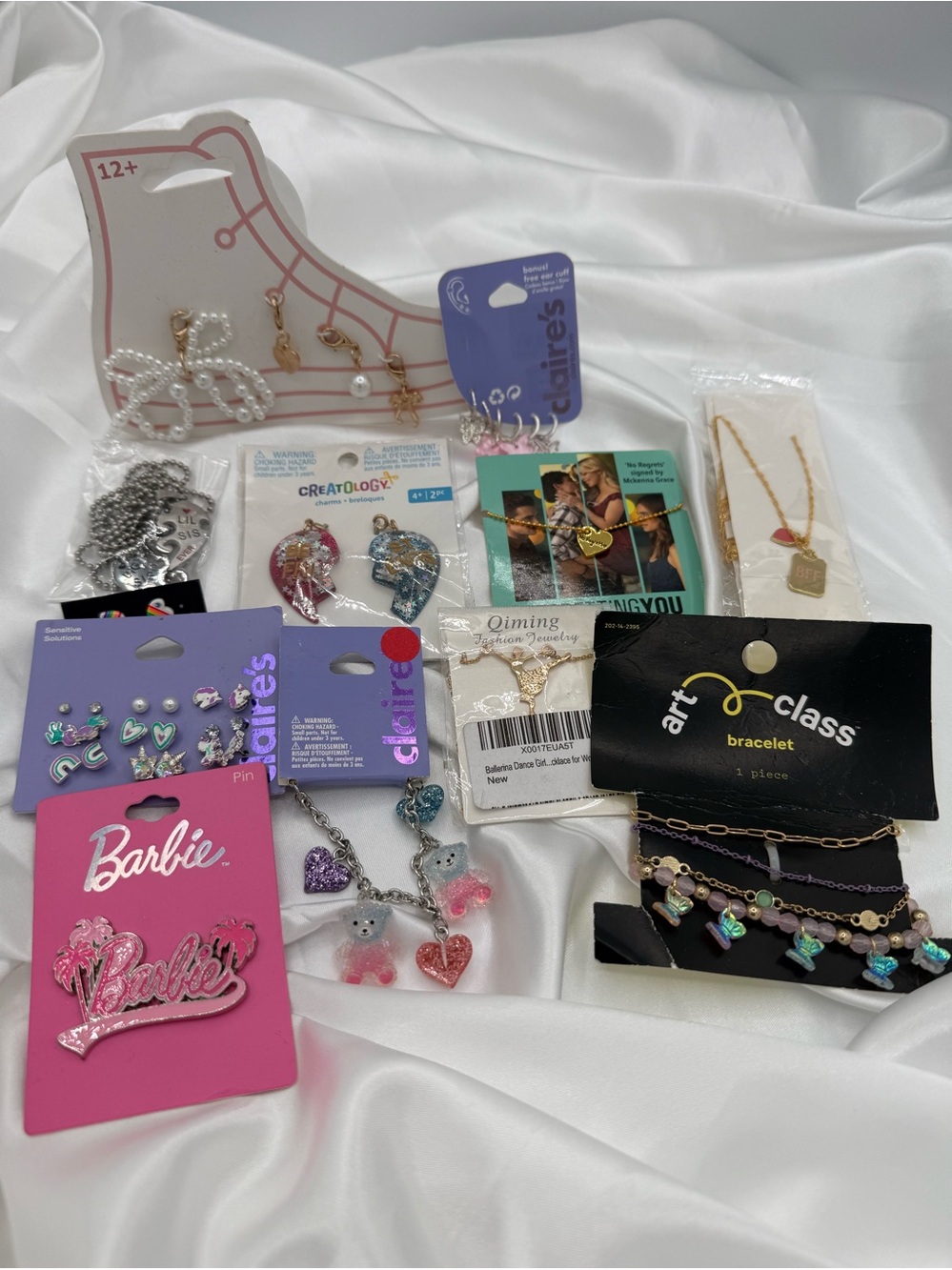 Tween Jewelry Set BFF Pendants Bracelets Shoe Charms Earrings Pin Big Sister #11